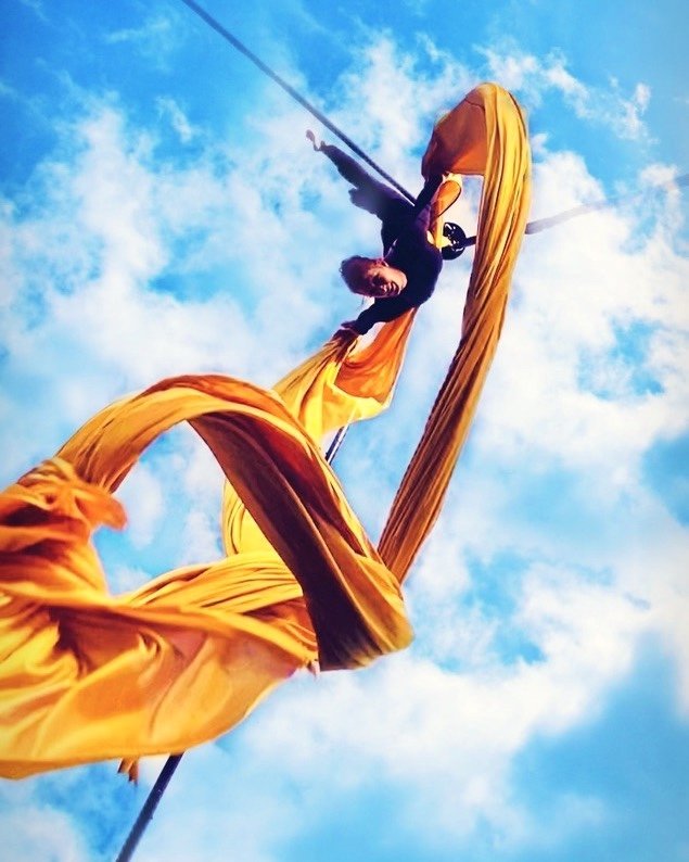 Aerial silks performance